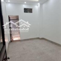 Cho Thuê Nhà Riêng Hoàng Đạo Thành 60M2 X 1 Tầng Riêng Biệt, Ô Tô Đỗ Cửa, 6 Triệu/Tháng