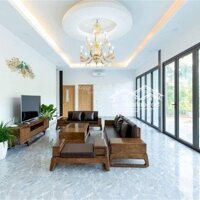 Chính Chủ Bán Villas Nghỉ Dưỡng Ba Vì - Giữ Tiền Cao - 5.000M2 - Giá Bán 19 Tỷ.