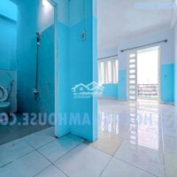 Phòng Bancol Giá Rẻ Lầu 3 Phan Huy Ích