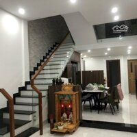 Nhà Đẹp Đường 5.5M Giá Rẻ Trung Tâm Thành Phố Đà Nẵng
