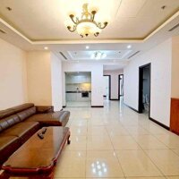 Bán Căn Hộ Chung Cư R2 Royalcity, 112M2 , 2 Ngủ, 2 Vệ Sinh Lô Góc, 5.5 Tỷ