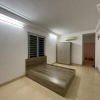 Cho thuê nhà riêng 5 tầng 3 phòng ngủ tại Ngọc Thụy, Long Biên, giá thuê 8,5tr/tháng . Lh : 0964523910