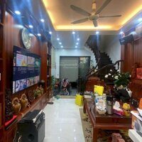 Chủ Nhà Cần Bán Nhà Khương Đình,Diện Tích44M2, Nội Thất Sịn Sò, Xây Tâm Huyết, Giá Bán 4.5 Tỷ, Ô Tô Đỗ Gần