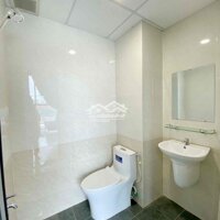 Căn Studio View Full Kính, Cửa Sổ, Full Nt Ngay Cv Làng Hoa 30M2