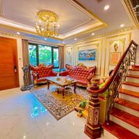 Villa Hoàng Hoa Thám 86m2 1 hầm 4 tầng MT5m, chỉ 31 tỷ. LH Khánh Trần 0972858666.