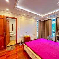 Villa Hoàng Hoa Thám 86m2 1 hầm 4 tầng MT5m, chỉ 31 tỷ. LH Khánh Trần 0972858666.