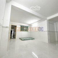 Chdv Sẵn Máy Lạnh Rộng 30M2 - Ngay Gần Kcn Tân Bình, Etown Cộng Hòa