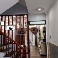 Hiếm! Nhỉnh 10 Tỷ .Bán Gấp Nhà Phân Lô Hoàng Quốc Việt -Kinh Doanh -Oto Tránh -Vỉa Hè-45M2-5T.