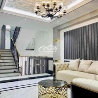 Bán Nhà 79M2 – Hẻm Gần 4,5M – Ngang 5.5M X 15M - Nở Hậu