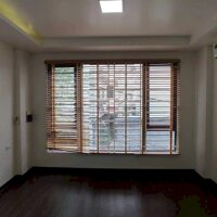 Nhà 40M2 Giá 3,79 Tỉ Tại Long Biên, Hà Nội