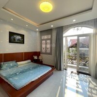 Bán Nhà Hẻm Xe Tải Khu Vip Sân Bay, Đường Hồng Hà, 80M2, 5 Tầng, Ngang 10M, Giá Nhỉnh 19Tỷ.