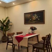 Cho thuê nhà riêng tại Ngọc Thụy , Long Biên, 60m2 , 4 ngủ , full đồ .