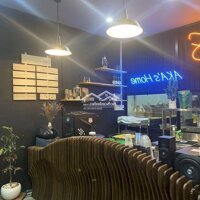 Cần Sang Nhượng Cafe Mặt Tiền Phan Đình Phùng Gi.á Thuê 7 Triệu/Tháng