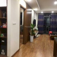 Bán Gấp Căn 2 Phòng Ngủ, Căn Góc Cực Đẹp, Full Nội Thất, 4.55 Tỷ, Kinh Đô Building, 93 Lò Đúc