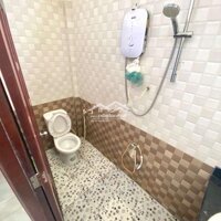 Nhà Mới Đẹp 2 Phòng Ngủ Có Máy Lạnh, Lộ Ô Tô. Gần Đh Yd, Gần Chợ