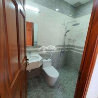 Nhà Mặt Tiền 3 Lầu 4 Phòng Ngủ Wc Riêng Mới Xây Khu An Thiên Lý