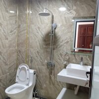 Bán Gấp, Hạ Chào 300 Triệu- Nhà Riêng 44M2- Ôto Đỗ Cửa - Sát Vách Svđ Mỹ Đình - 3.95 Tỷ- Liên Hệ: 0972288905