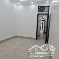 Cho Thuê Nhà Hoàng Đạo Thành 50M2, Xây Mới, Đẹp, Ô Tô Tránh, Dừng Đỗ Trước Nhà, 6 Triệu/Th