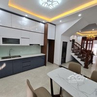 Bán Nhà Phố Cổ Linh - Long Biên 63Mx4, Giá Bán 5Ty15. Gần Chợ Đồng Dinh, Hàng Xóm Garden City. Ô Tô