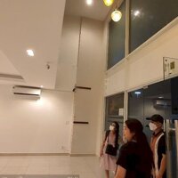 Tớ Cần Cho Thuê Văn Phòng Tại Shophouse Sky Center, Phổ Quang, 130M2- 30 Triệu- Gọi Ngay 0932939018