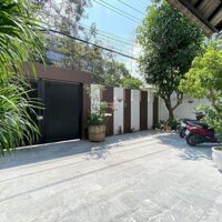 Cho Thuê Biệt Thự Thảo Điền Đường Nguyễn Văn Hưởng, Dt: 10X20M, Trệt 2 Lầu, Giá 70 Triệu/Th