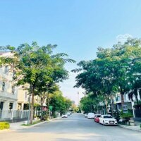 Cần Bán Gấp, Nhà Phố Lakeview Citydiện Tích5X20M Nhà Thô Giá Bán 14.8 Tỷ. Liên Hệ Kim Ngân 0911960809