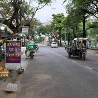 Mặt Bằng Làm Văn Phòng, Trưng Bày Sản Phẩm