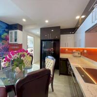 Cần bán căn hộ Gold Coast ngay biển Trần Phú - Căn 2 phòng ngủ và studio giá 2,35 tỷ