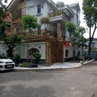 Cho Thuê Biệt Thự Căn Góc Vĩnh Phúc Ba Đình 110M2X 4 Tầng Nhà Mới