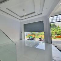 Cho thuê nhà tại Khai Quang, Vĩnh yên, Vĩnh Phúc. 4PN giá 8 triệu. LH: 098.991.6263