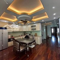 Nhà Phố Tôn Thất Tùng- Đống Đa - Lô Góc Thang Máy Ô Tô Đỗ Cửa,Kd Văn Phòng