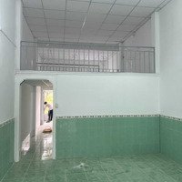 Bán Nhà Riêng Cấp 4 Tại Xã Phú Đông Với Tài Chính Chỉ Hơn 1 Tỷ