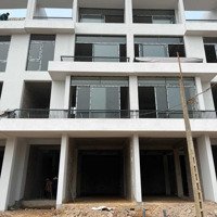 Bán Cắt Lỗ Căn Shophouse Đẹp, Hai Mặt Đường, Dn10. Giá Bán 3,3 Tỷ. Ký Hợp Đồng Trực Tiếp Với Cđt