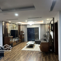 Cho Thuê Căn Hộ Chung Cư Goldmark City. 122M2. 3 Pn. Vào Ở Ngay