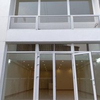 Bán Lỗ Shophouse Chung Cư 9 View 160M2 Kinh Doanh Từ Còn 4 Tỷ Quận 9