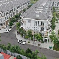 Bán Biệt Thự Liền Kề Khu Compound Quận 7