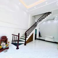 Cho thuê văn phòng tại phố Đỗ Quang, Trung Hòa, Cầu Giấy, diện tích 70m2 giá chỉ 12 triệu/tháng