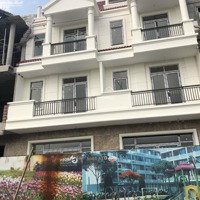 Bán Nhà Shophouse 4 Tầng Giữa Lòng Kcn Vsip Bắc Ninh Kinh Doanh Đa Ngành Nghề Giá Chỉ 3,X Tỷ/Căn