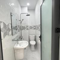 Cần bán Nhà mới ra lò, 1 trệt 2 lầu 4x13m2 4PN - 3WC, sổ hồng hoàn công, giá chỉ 4 tỷ 8 thương lượng ,Lh: 0388668882 gặp Tâm ( zalo )