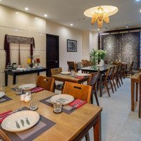 Bán Khách Sạn Và Resort Hội An Gần Trung Tâm Phố Cổ. Liên Hệ: 0932560868 Rth