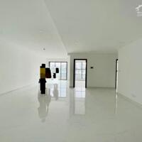 Bán CH Emerald Celadon City Tân Phú - (2PN, 71m2) full nội thất cao cấp. Giá rẻ 3 tỷ
