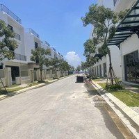 Bán Biệt Thự View Biển Sầm Sơn, 100M2, 3 Tầng, Sổ Đỏ Chính Chủ, Liên Hệ: 0901679399