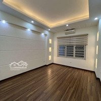 Cần Cho Thuê Nhà Riêng Yên Hòa 55M2 X5 Tầng 5 Ngủ.gia 16 Triệu