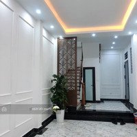 Bán Nhà Riêng Láng Hạ Đống Đa, 5 Tầngmặt Tiền4,5M 7.5 Tỷ Lh Kiên 0979526886