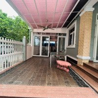 Bán Gấp Biệt Thự Liền Kề 194.9M2, Gần Hồ Bán Nguyệt Tại Phú Mỹ Hưng, Liên Hệ: 0987496868