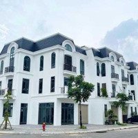 Bán Gấp 2 Lô Góc To Vip Ngay Bãi Đỗ Xe, Tttm, Trạm Sạc Xe Điện Vin Tại Kđt Crown Villas Thái Nguyên