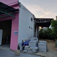 Cần Bán Nhà Mặt Tiền Kinh Doanh Tại Trung Tâm Thị Trấn Phú Phong