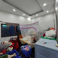 Bán Nhà 3 Tầng Diện Tích 200M2, Vị Trí Vàng, Kinh Doanh Hay Làm Nhà Trọ Đều Được, Lh Tôi 0986649295