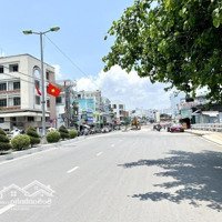 Cho Thuê Mặt Bằng Kinh Doanh Trung Tâm Tp Nha Trang Ngay Mặt Tiền Đường 2/4 Gần Champa Island.