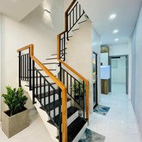 Chú Hồng Căn Bán Căn Nhà Đ. Bà Triệu, Q5 Chữa Bệnh Cho Bà Xã. Diện Tích: 54,7M2/2Tỷ840, Liên Hệ:0902380647Quyên